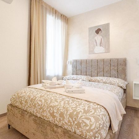 Teatro Romano Suites - Isabella Триест Экстерьер фото