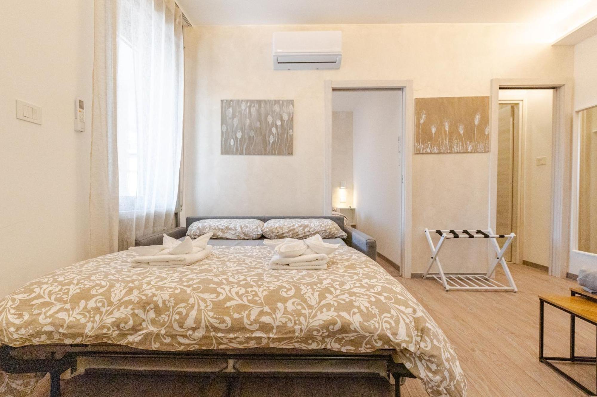 Teatro Romano Suites - Isabella Триест Экстерьер фото