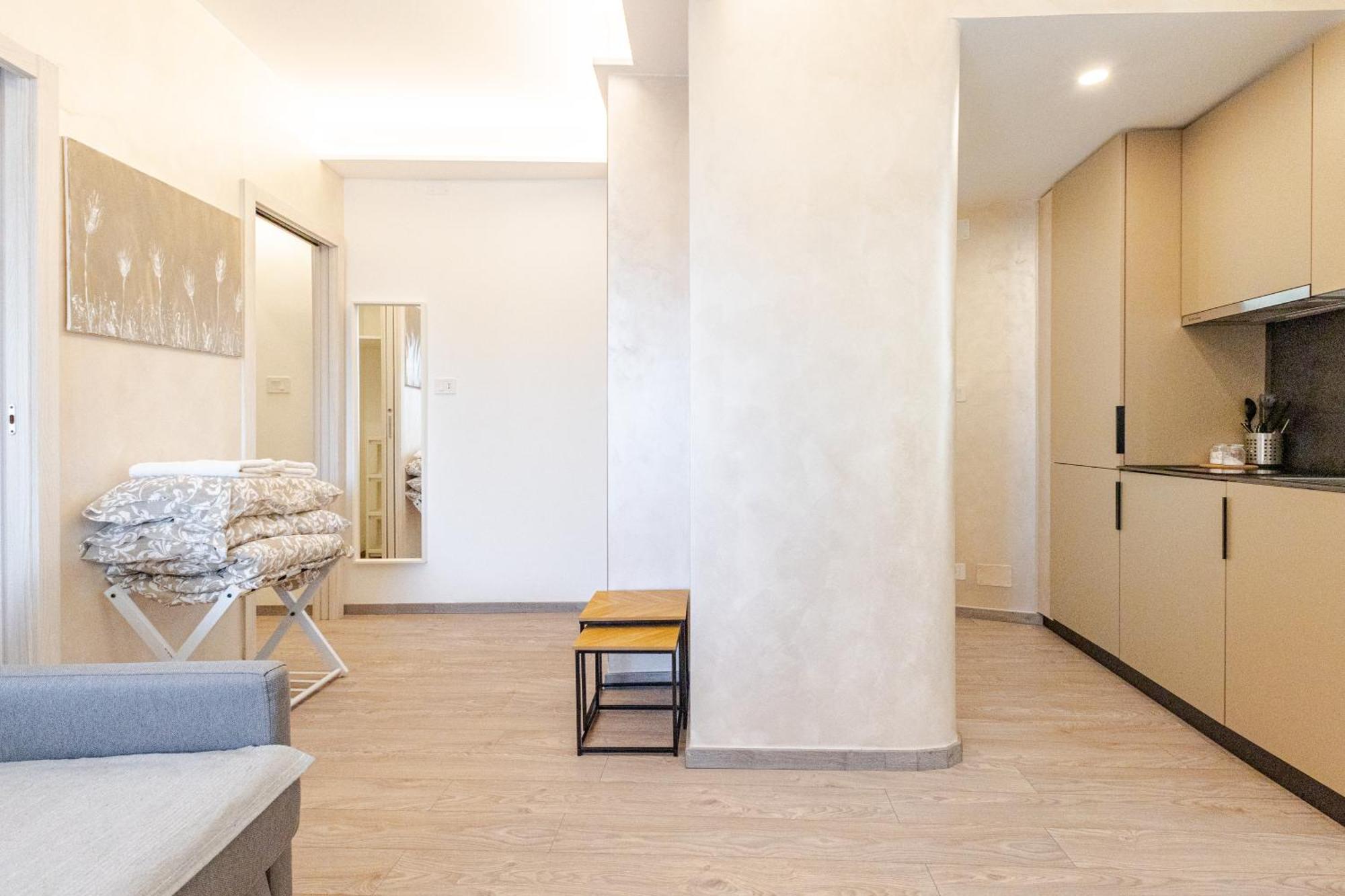 Teatro Romano Suites - Isabella Триест Экстерьер фото